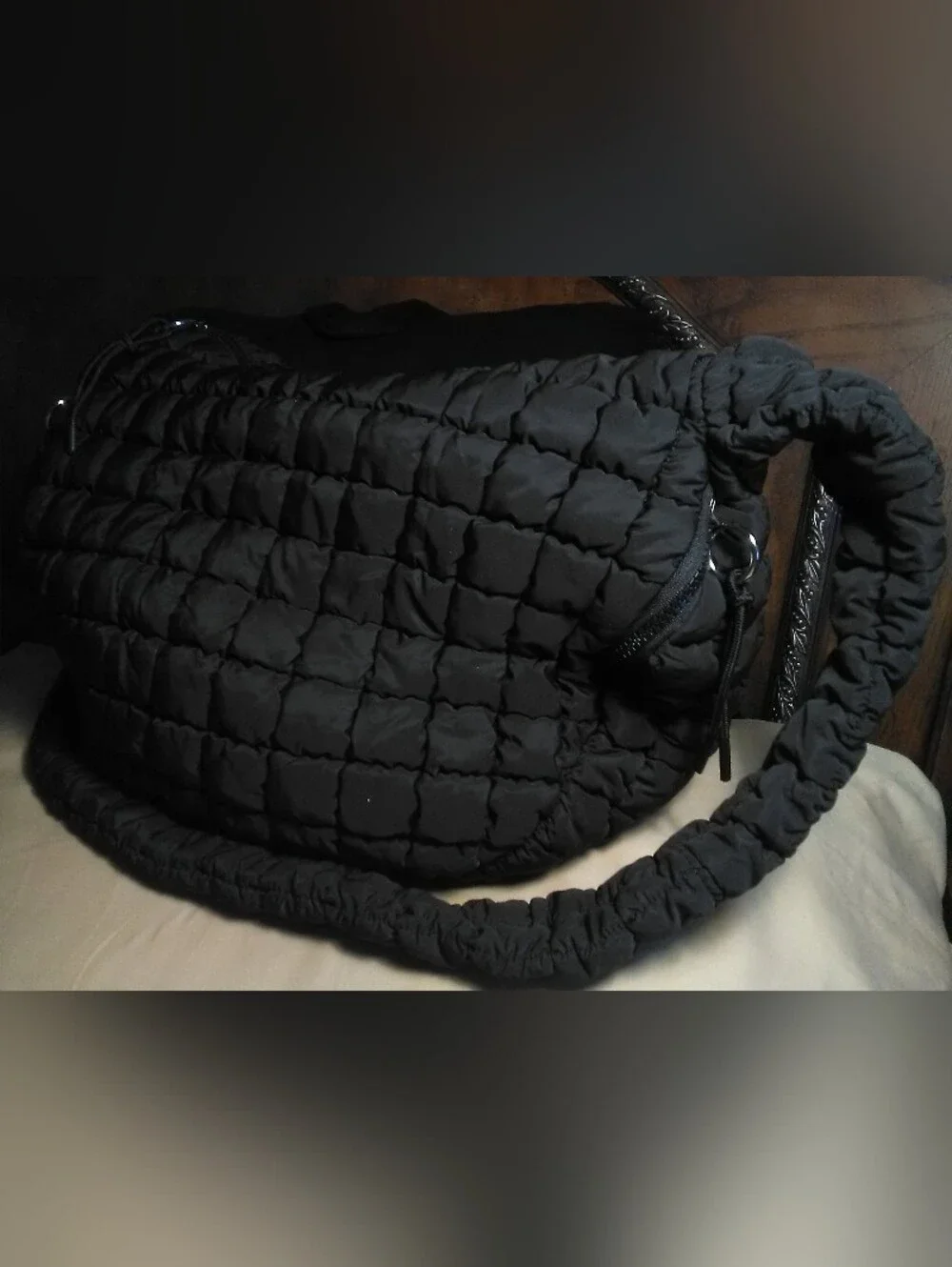 LK.NEW Black Quilted Shoulder Bag LARGE SOFT OUTER ZIPPER PKTS.